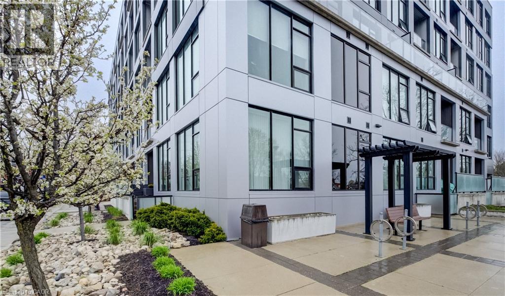 690 KING Street W Unit# 112 thumbnail 35