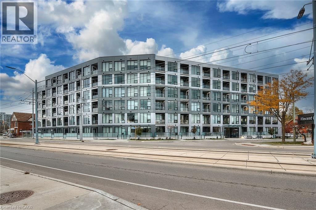 690 KING Street W Unit# 112 thumbnail 38
