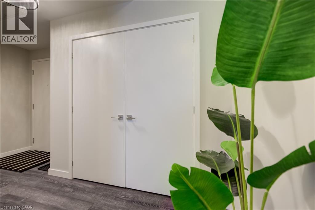 690 KING Street W Unit# 112 thumbnail 5