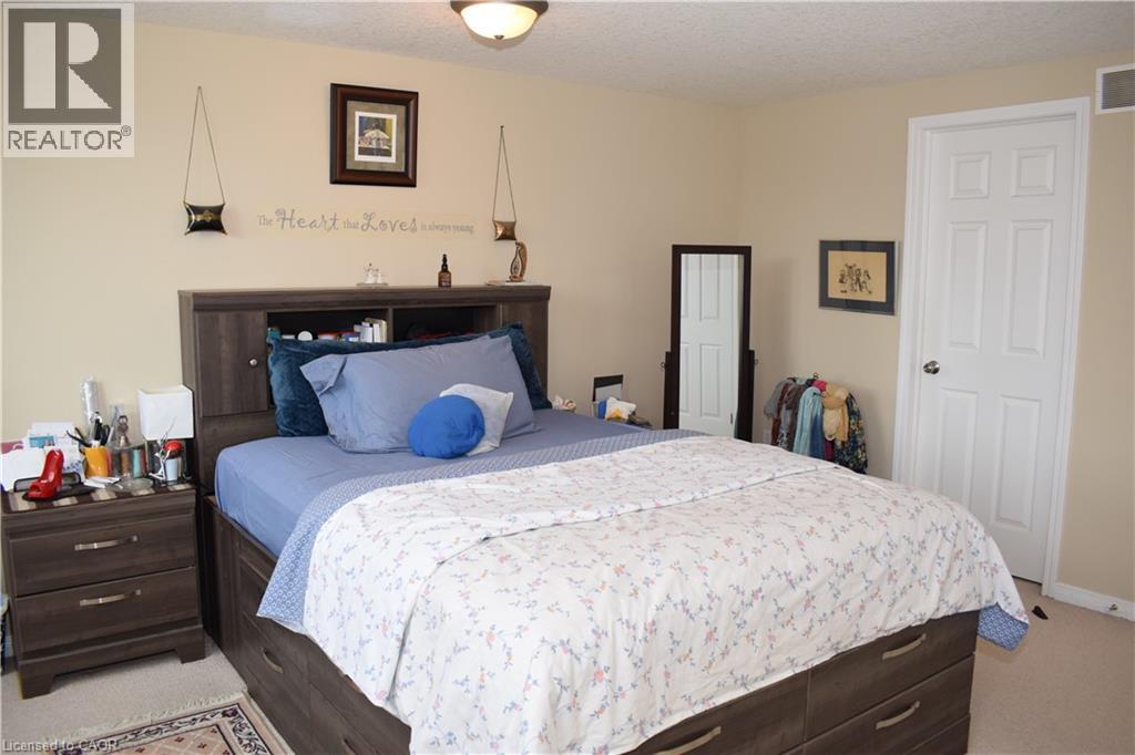 795 LAURELWOOD Drive Unit# A3 thumbnail 27