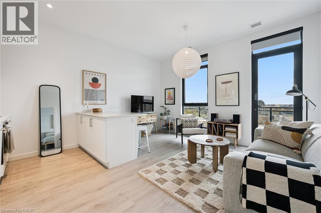 181 KING Street S Unit# 1511 thumbnail 3