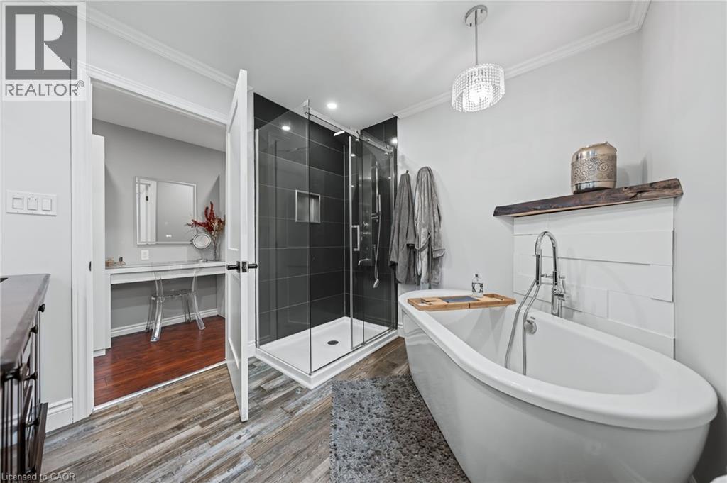 1 HUGHSON Street thumbnail 16