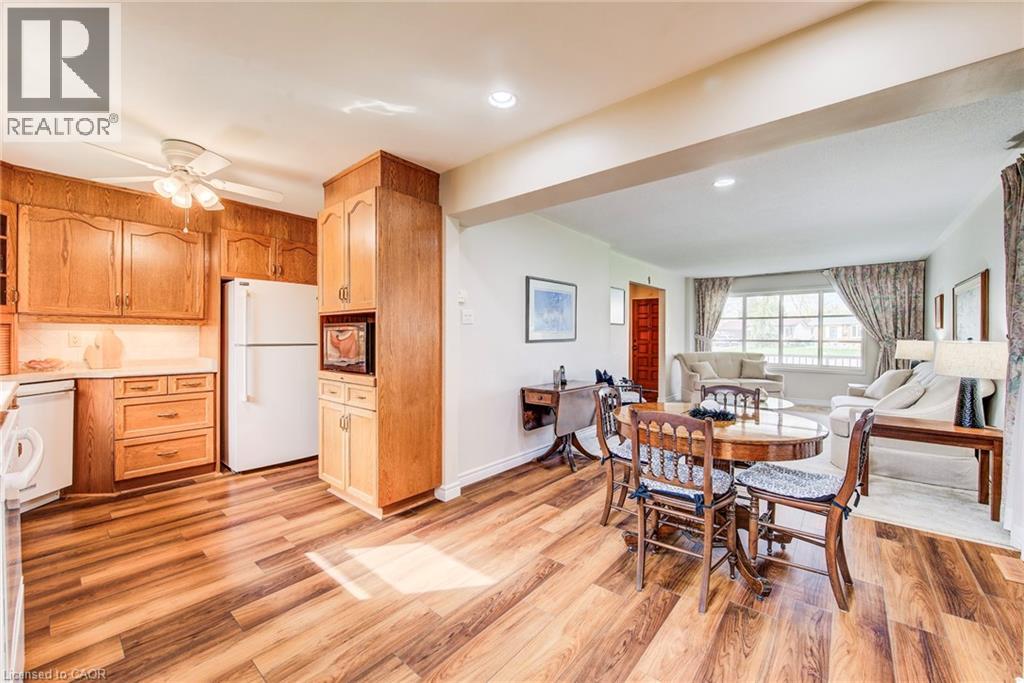 17 FOREST GLEN Court thumbnail 13