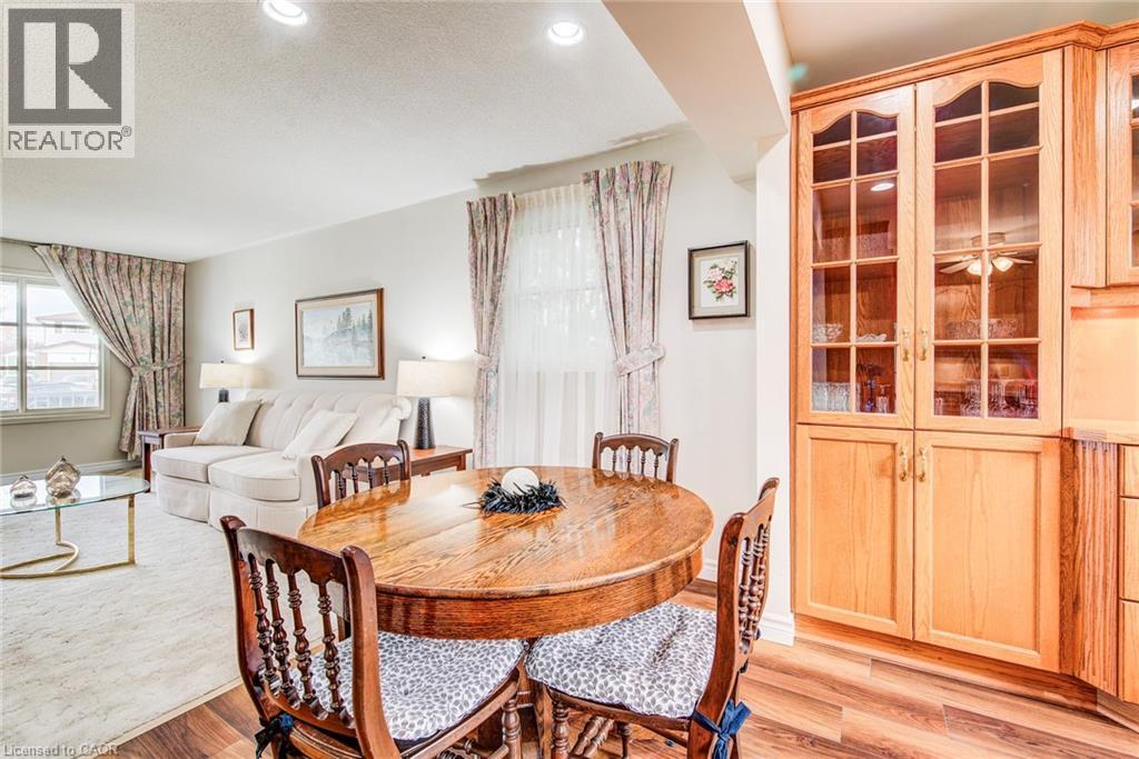 17 FOREST GLEN Court thumbnail 18