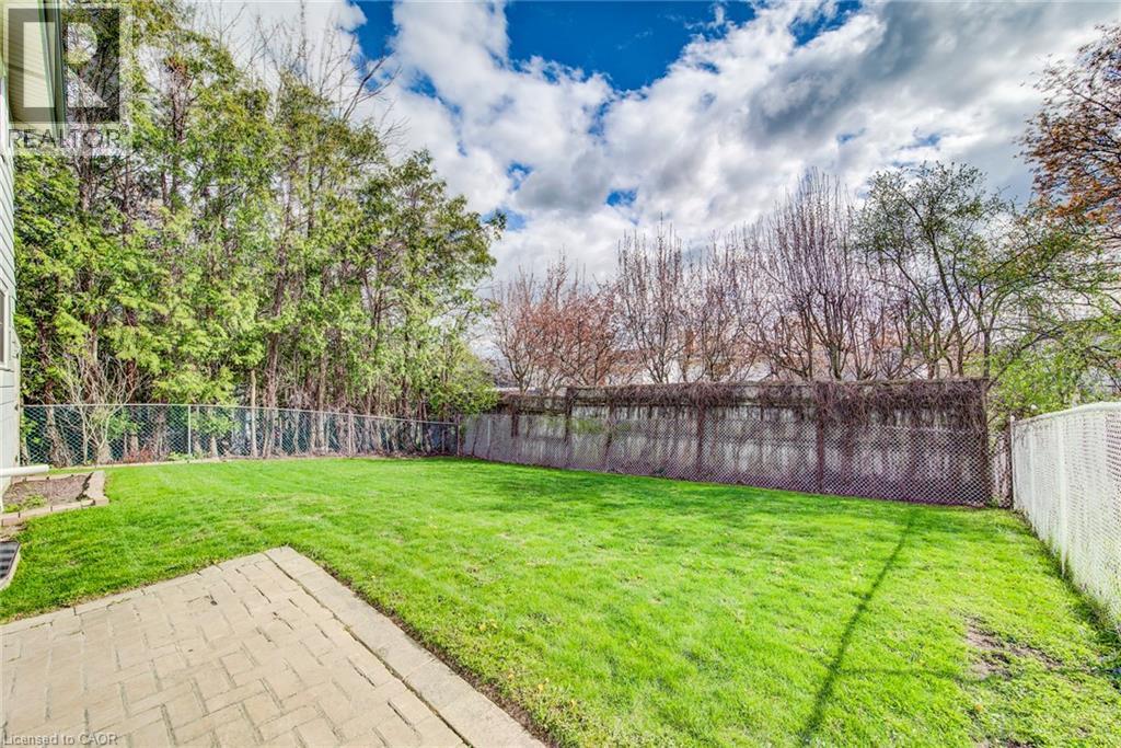 17 FOREST GLEN Court thumbnail 38