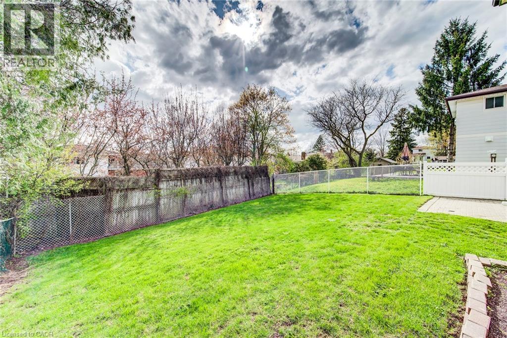17 FOREST GLEN Court thumbnail 42