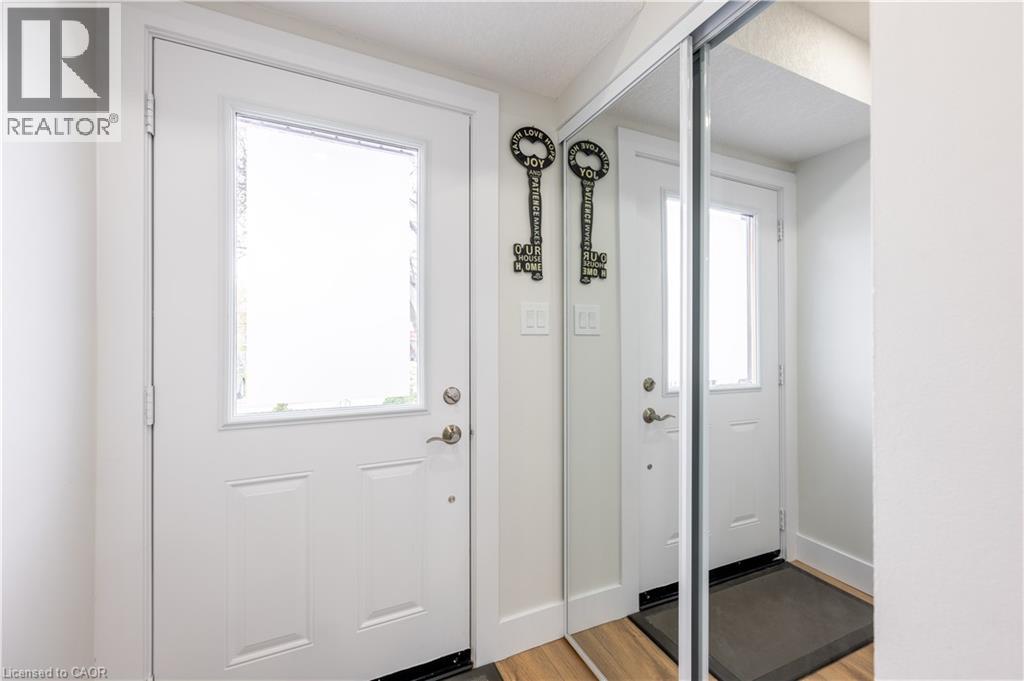185 HIGHLAND Crescent Unit# 2 thumbnail 4
