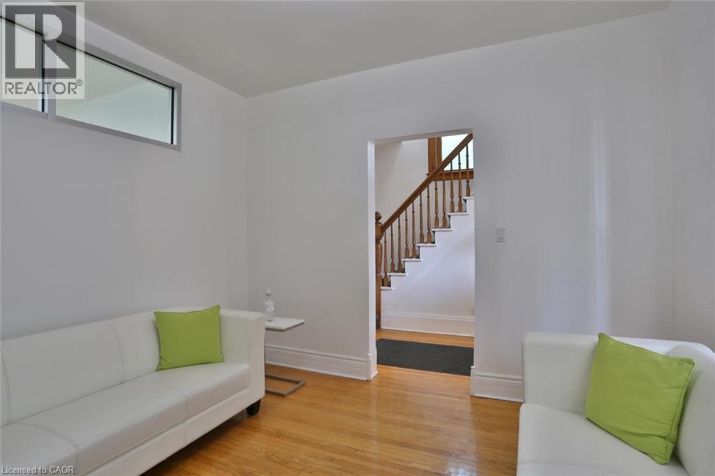 127 DUKE Street E thumbnail 11