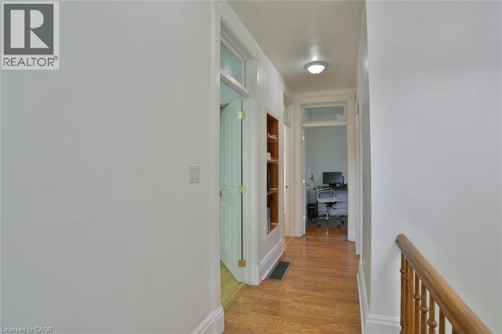 127 DUKE Street E thumbnail 19