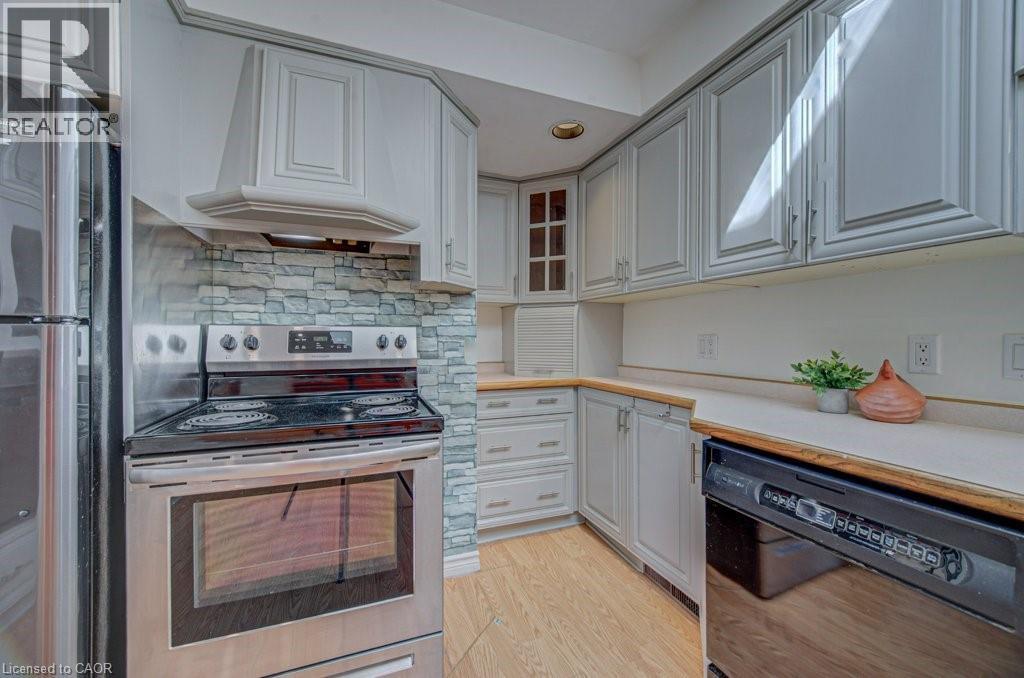 79 WOODHAVEN Road thumbnail 11