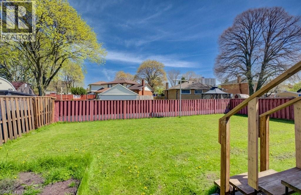 79 WOODHAVEN Road thumbnail 42