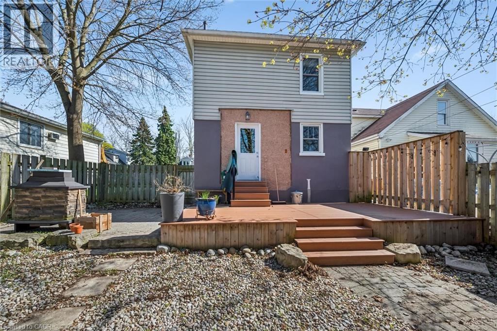15 WATERSIDE Avenue thumbnail 22
