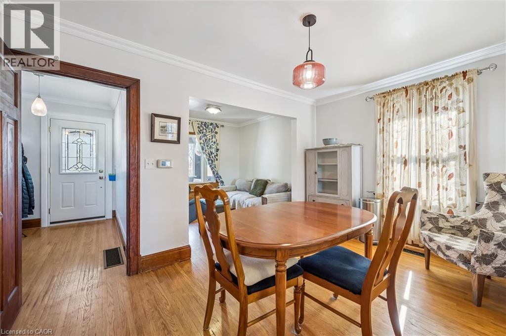 15 WATERSIDE Avenue thumbnail 7