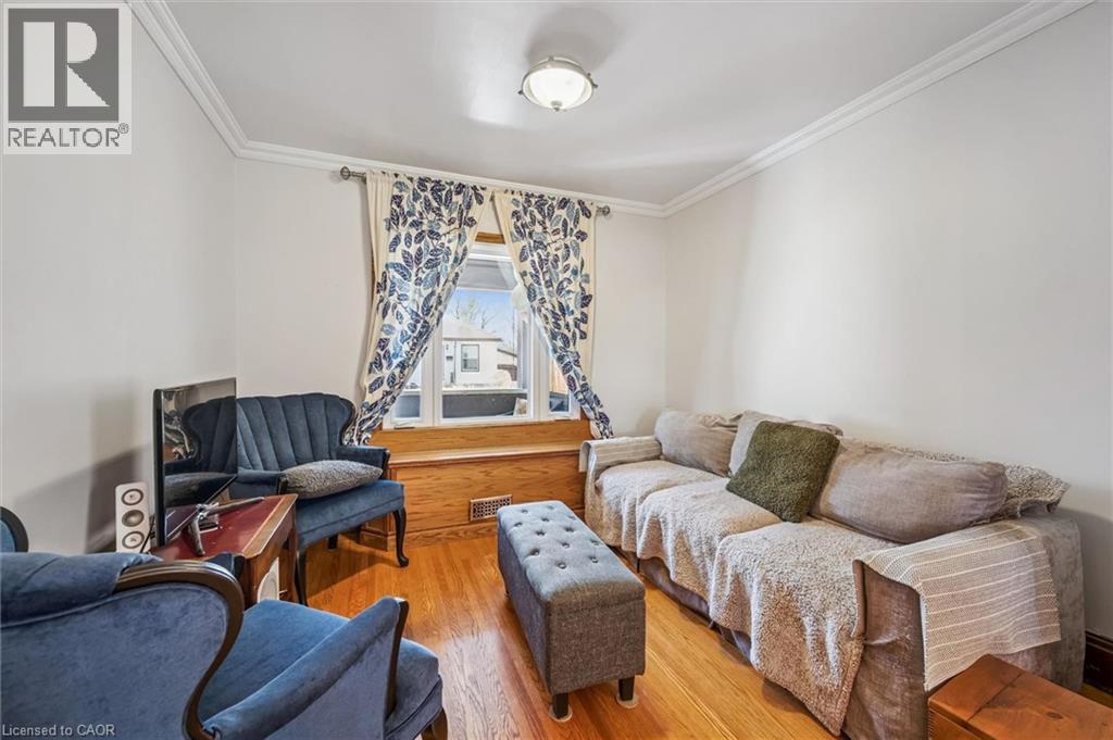 15 WATERSIDE Avenue thumbnail 5