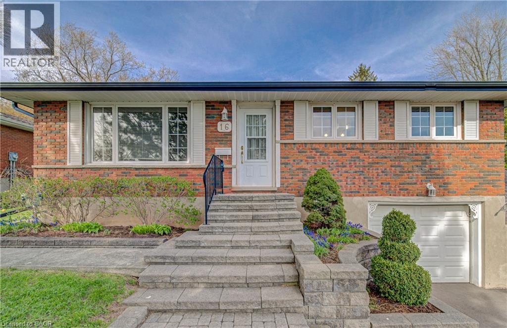16 CENTENNIAL Crescent thumbnail 3