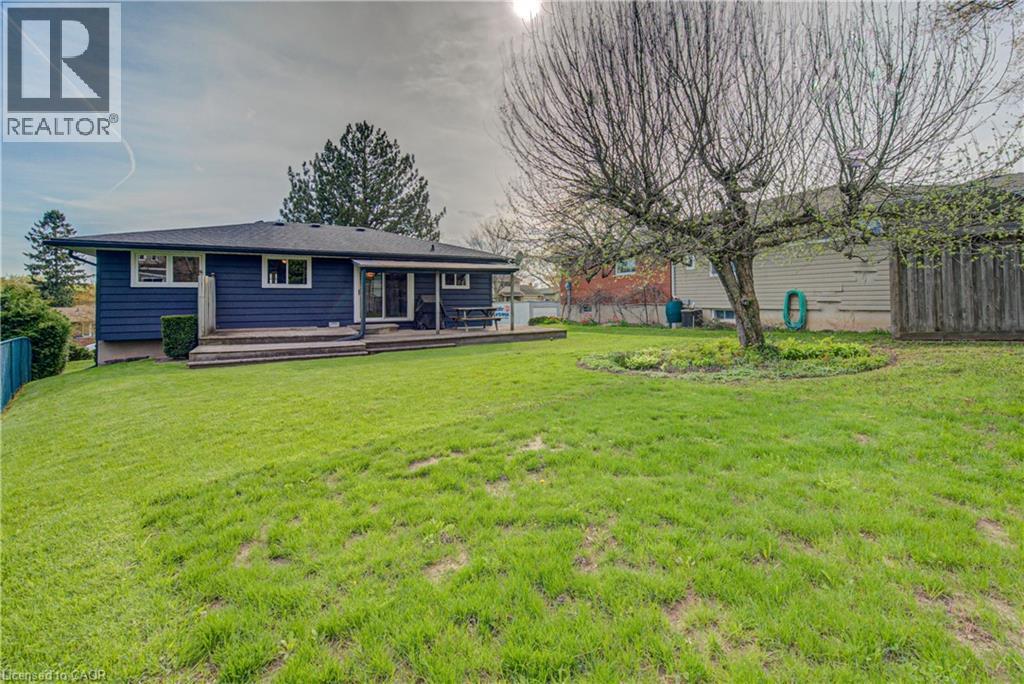 16 CENTENNIAL Crescent thumbnail 35