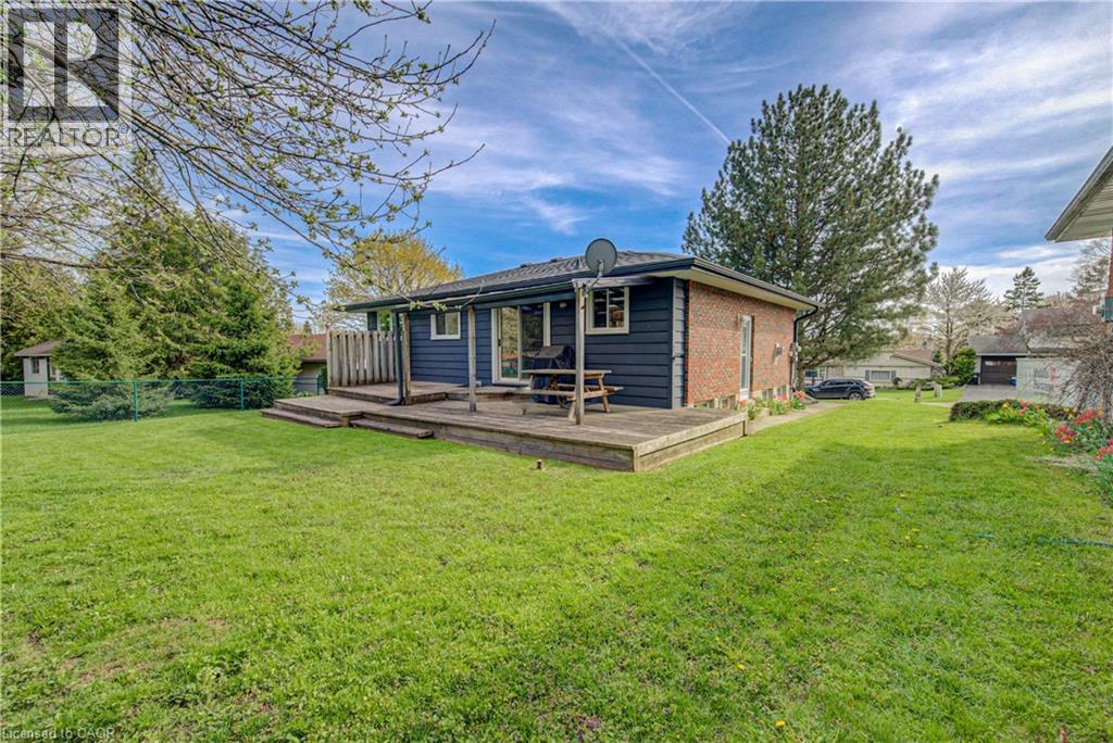 16 CENTENNIAL Crescent thumbnail 37