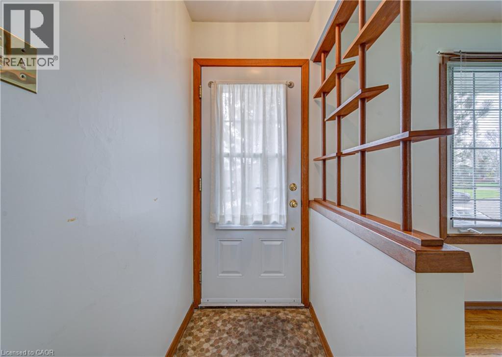 16 CENTENNIAL Crescent thumbnail 6