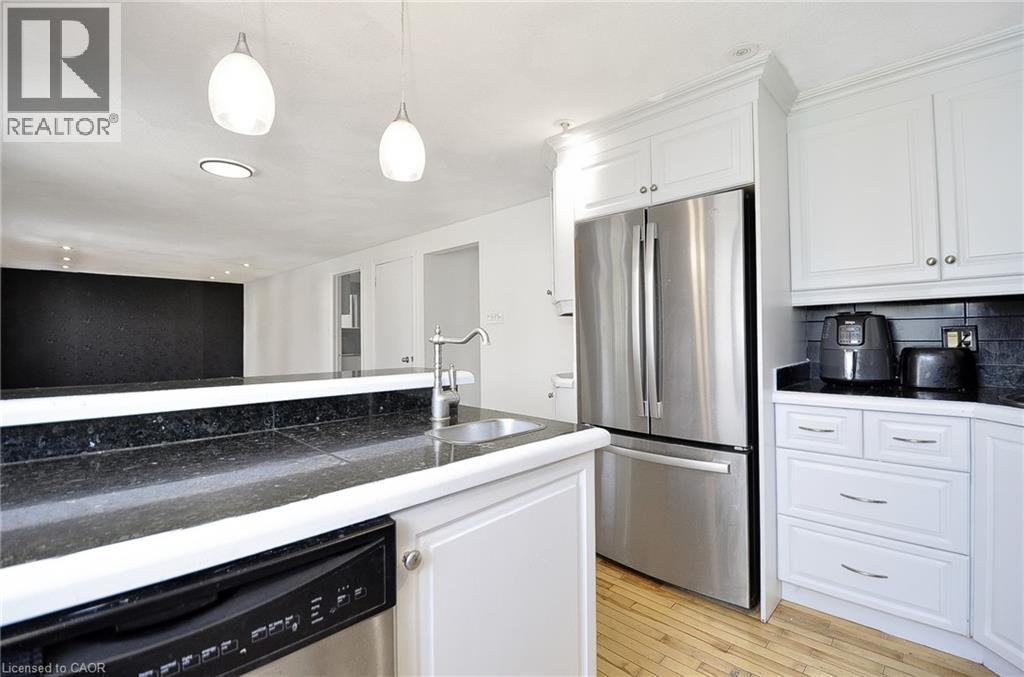 264 COOPER Street thumbnail 12