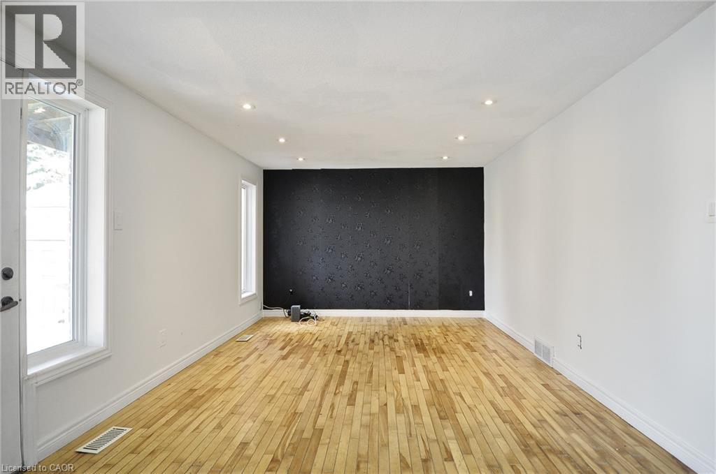 264 COOPER Street thumbnail 16