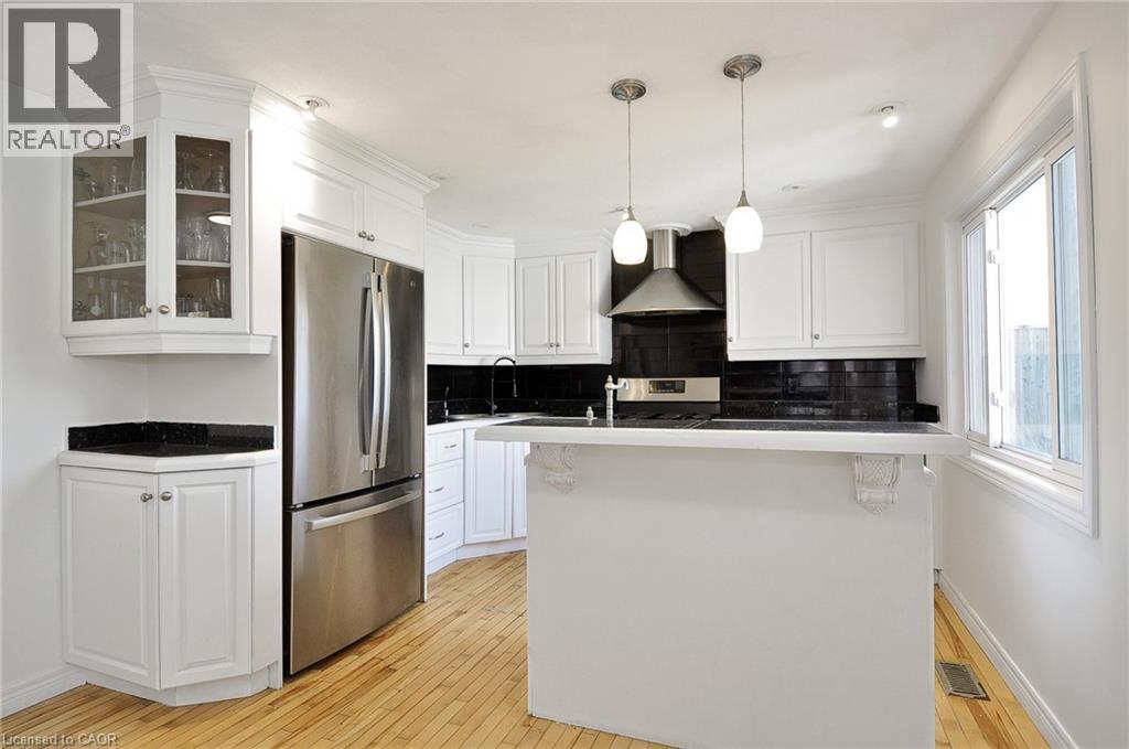 264 COOPER Street thumbnail 9