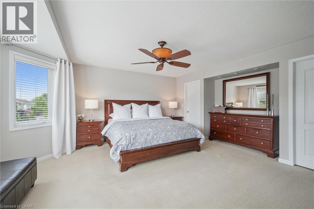 79 ZIEMAN Crescent thumbnail 18