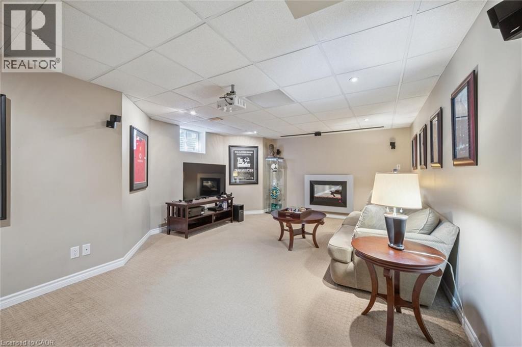 79 ZIEMAN Crescent thumbnail 29
