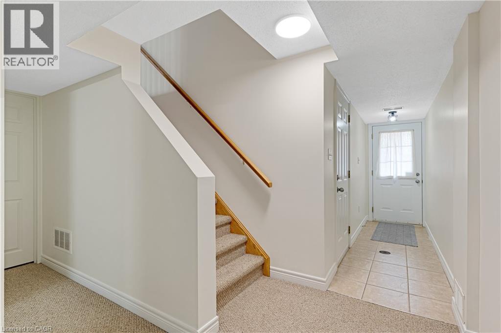 250 AINSLIE Street S Unit# 14 thumbnail 15