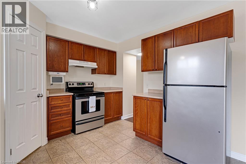 250 AINSLIE Street S Unit# 14 thumbnail 7