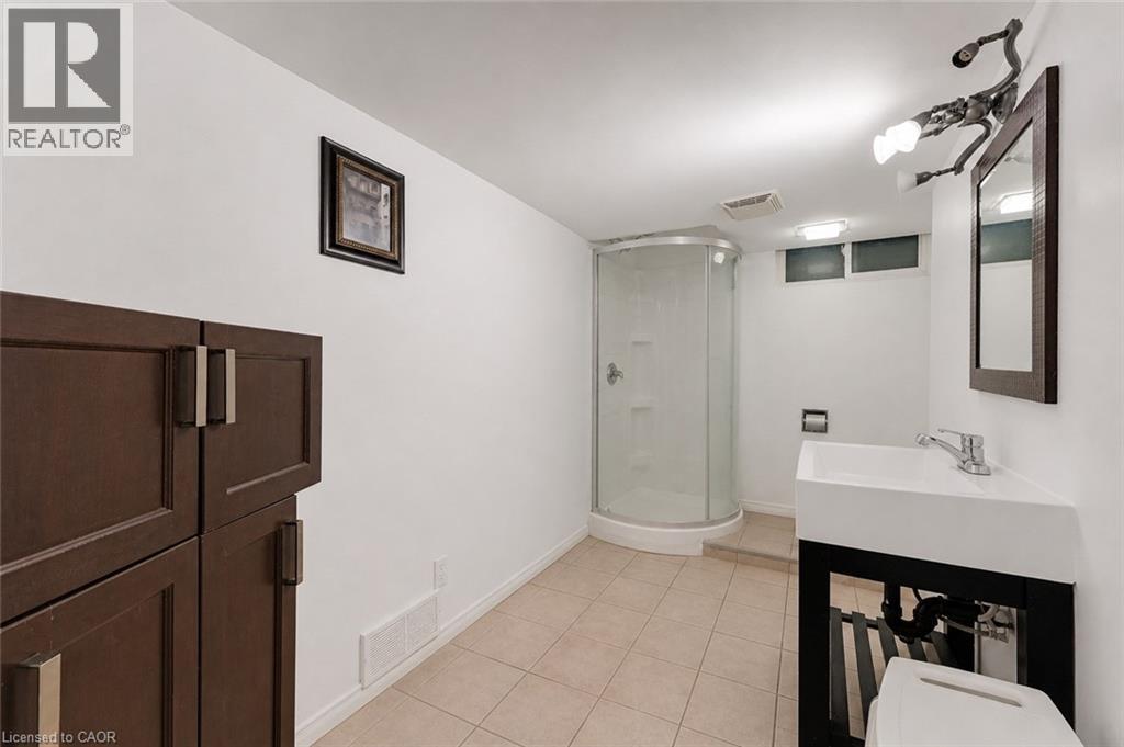 193 WESTHEIGHTS Drive thumbnail 34