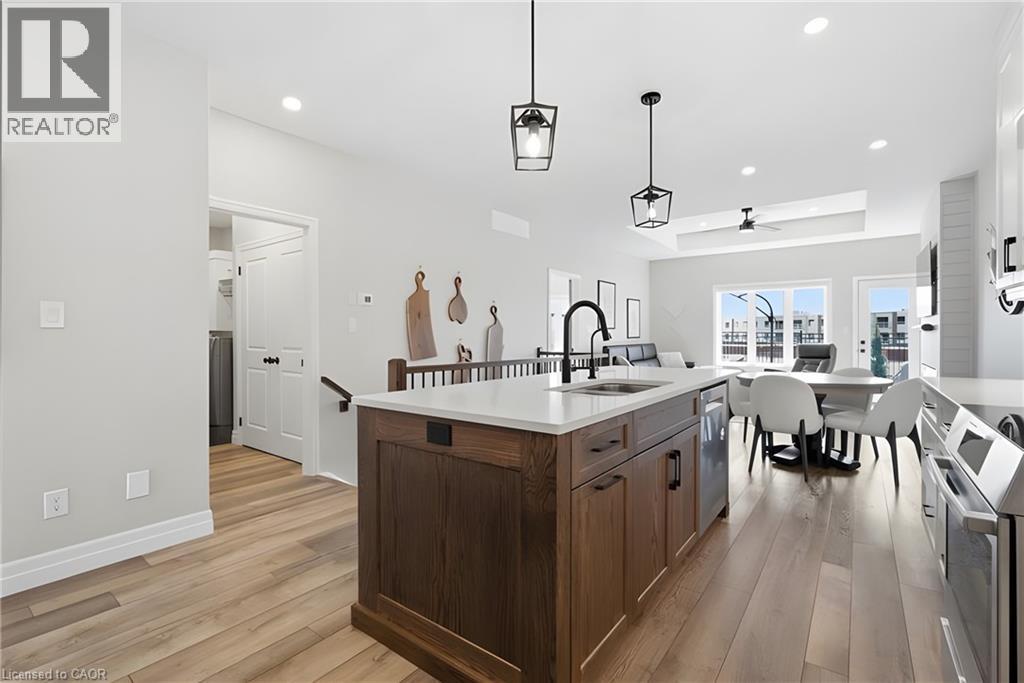 137 SOUTH PARKWOOD Boulevard thumbnail 13