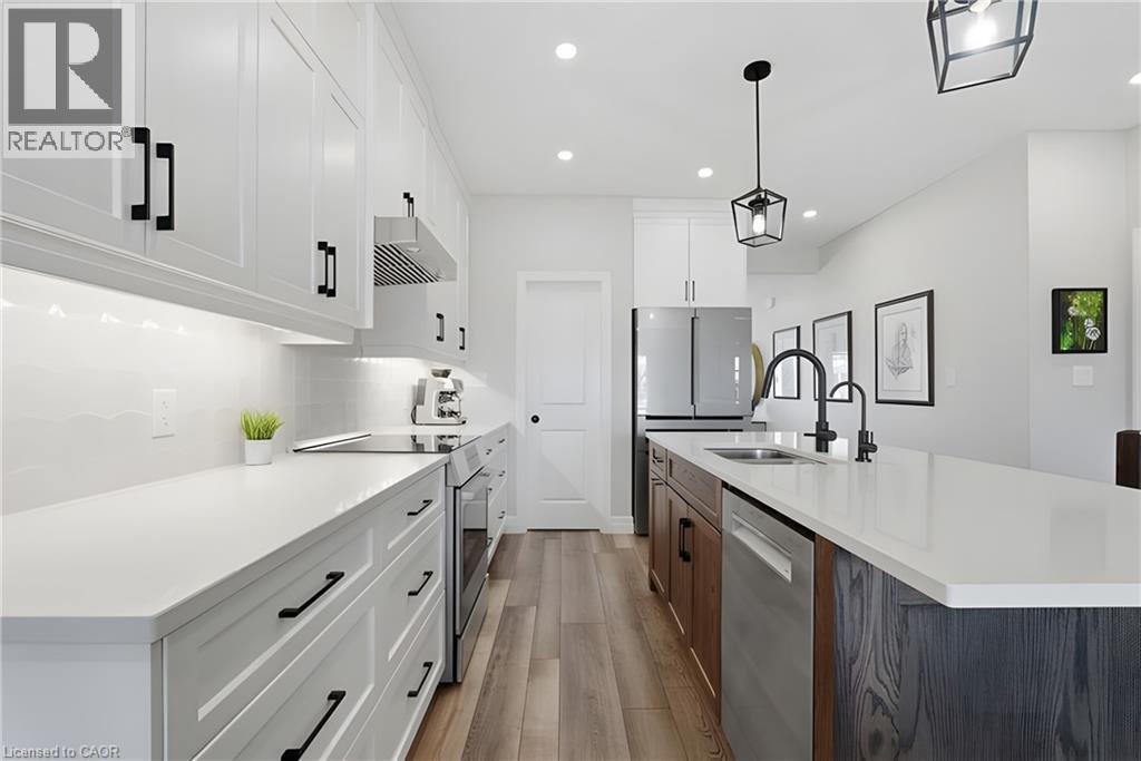 137 SOUTH PARKWOOD Boulevard thumbnail 14