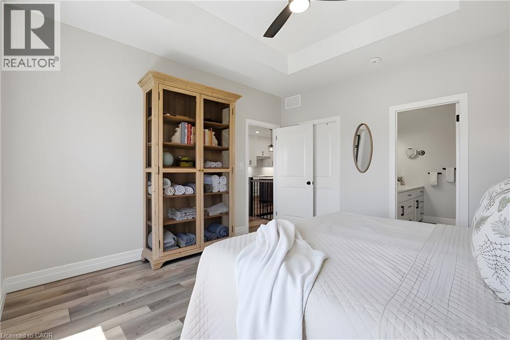 137 SOUTH PARKWOOD Boulevard thumbnail 24