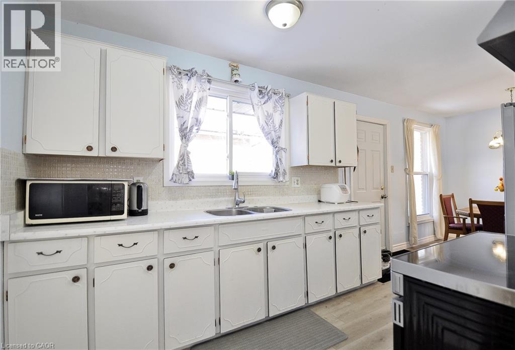 104 MILFORD Avenue thumbnail 11