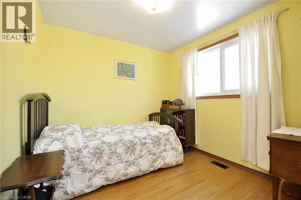 104 MILFORD Avenue thumbnail 19