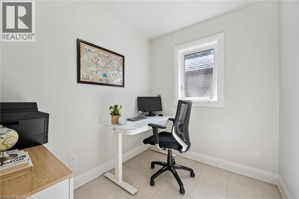 736 WOOD LILY Street thumbnail 32