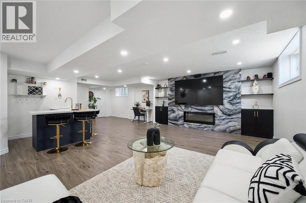 736 WOOD LILY Street thumbnail 38