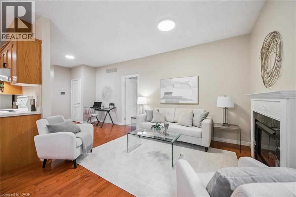 100 IDLE CREEK Drive Unit# 9 thumbnail 4