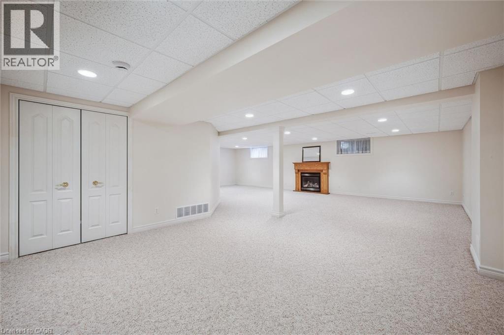 100 IDLE CREEK Drive Unit# 9 thumbnail 14