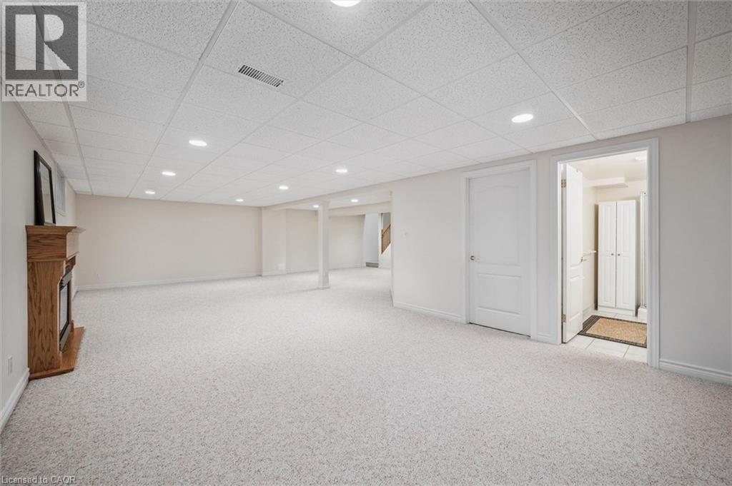 100 IDLE CREEK Drive Unit# 9 thumbnail 17