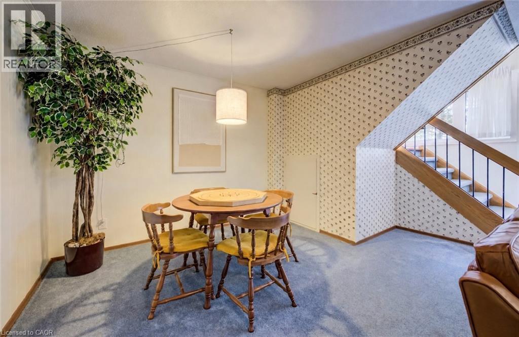 51 UNDERHILL Crescent thumbnail 24