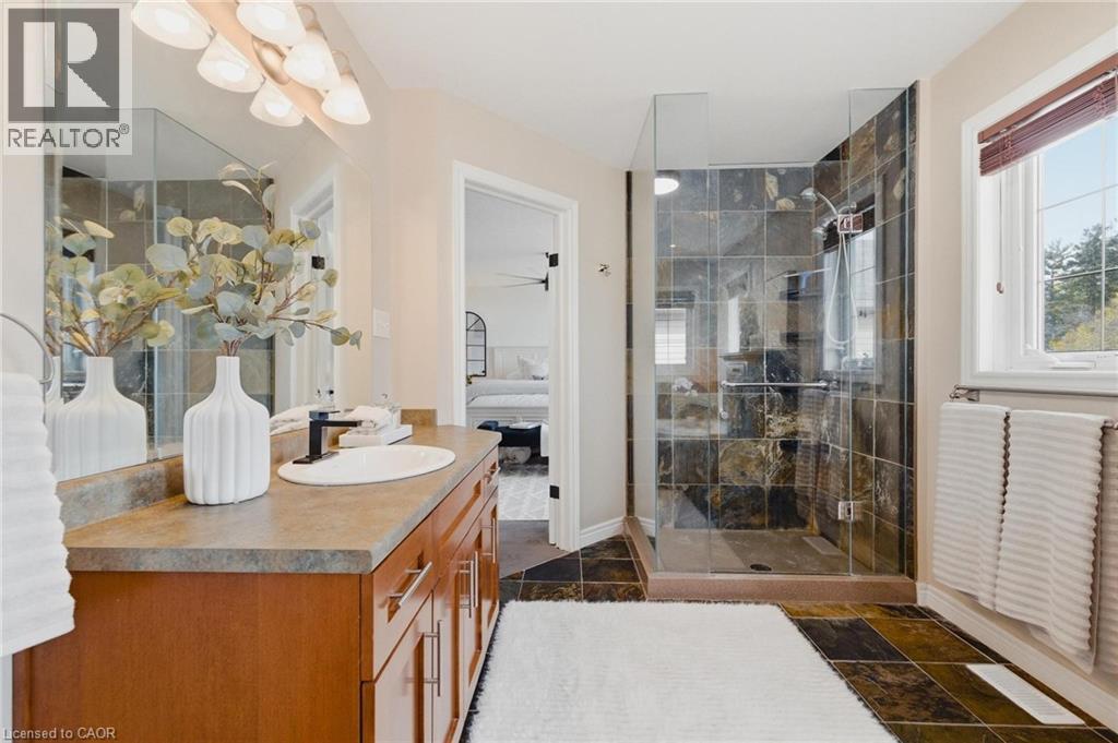 631 WOODLAWN Place thumbnail 26