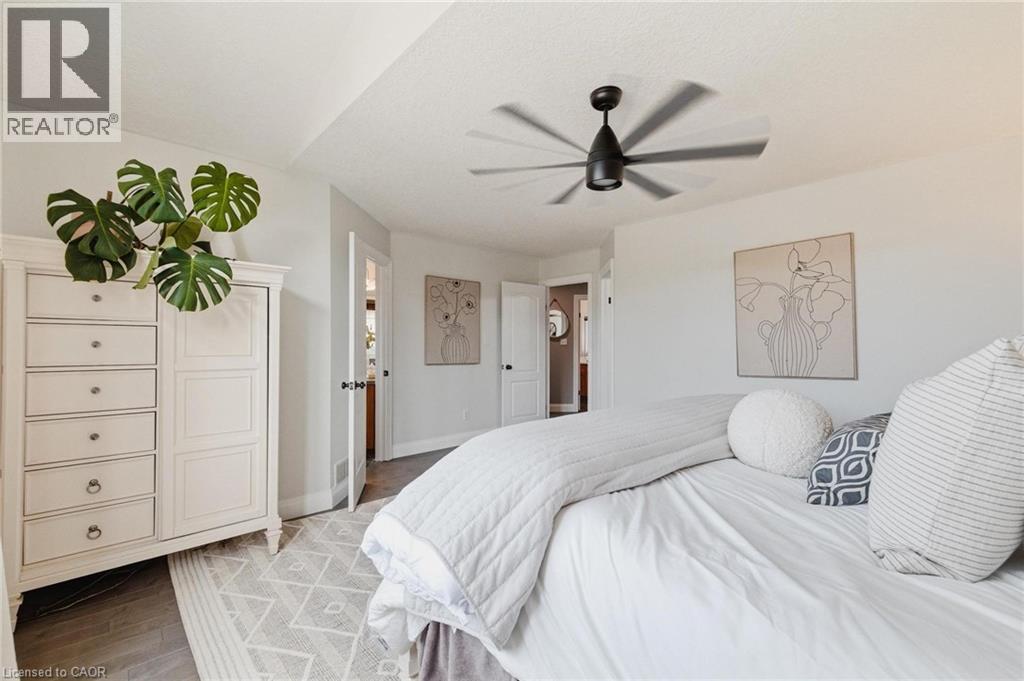 631 WOODLAWN Place thumbnail 28