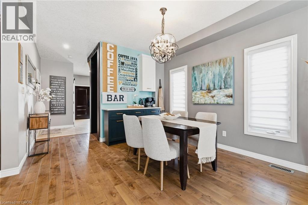 631 WOODLAWN Place thumbnail 7