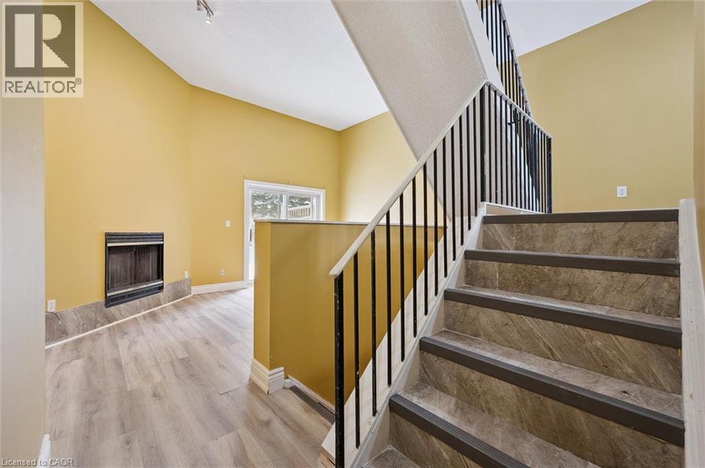 589 BEECHWOOD Drive Unit# 43 thumbnail 6