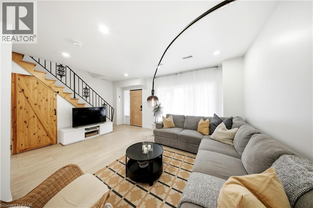 200 MADISON Avenue S thumbnail 5