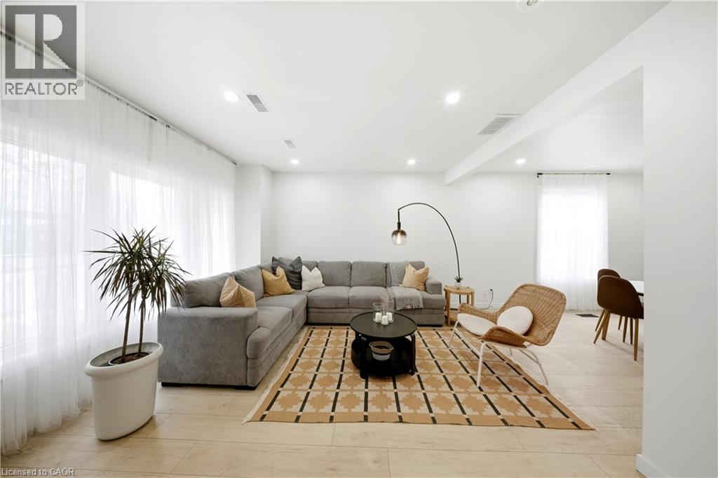200 MADISON Avenue S thumbnail 6