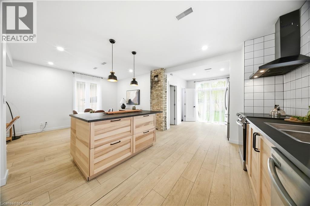200 MADISON Avenue S thumbnail 13