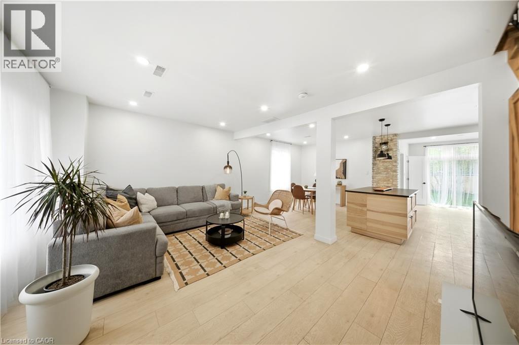 200 MADISON Avenue S thumbnail 8
