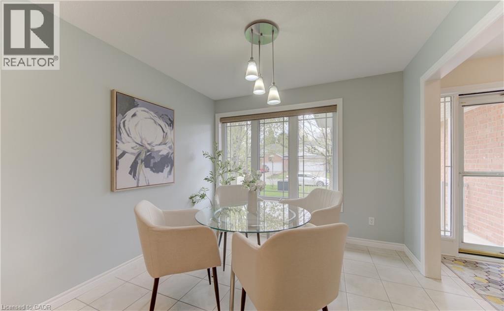 487 BRENTCLIFFE Drive thumbnail 4